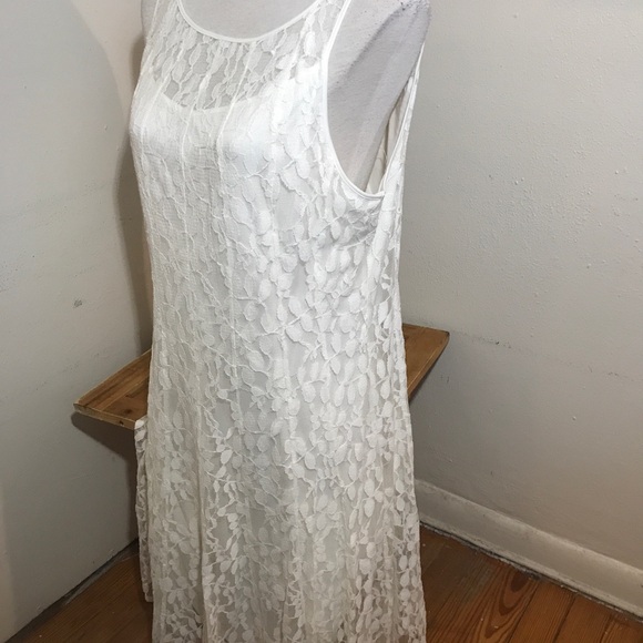 Luxe by Carmen Marc Valvo Lace Dress - Picture 9 of 13